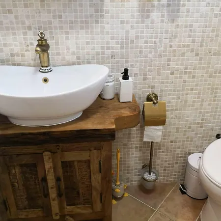 Apartma Lipek *
